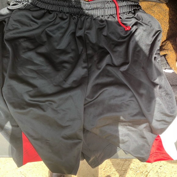 Cloths - Picture 6 of 8